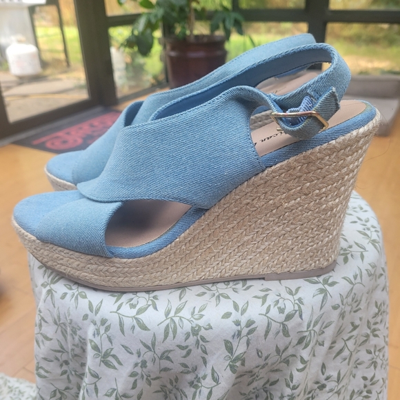 American Eagle wedges size 11 - Picture 4 of 8